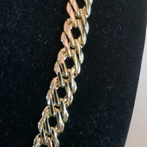 14k Gold plated chain necklace. - Picture 1 of 3